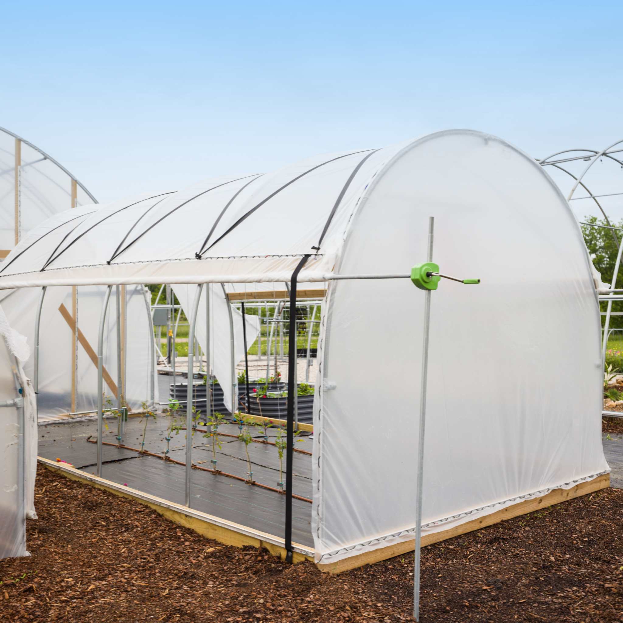 10' Essential Round High Tunnel - Image 4