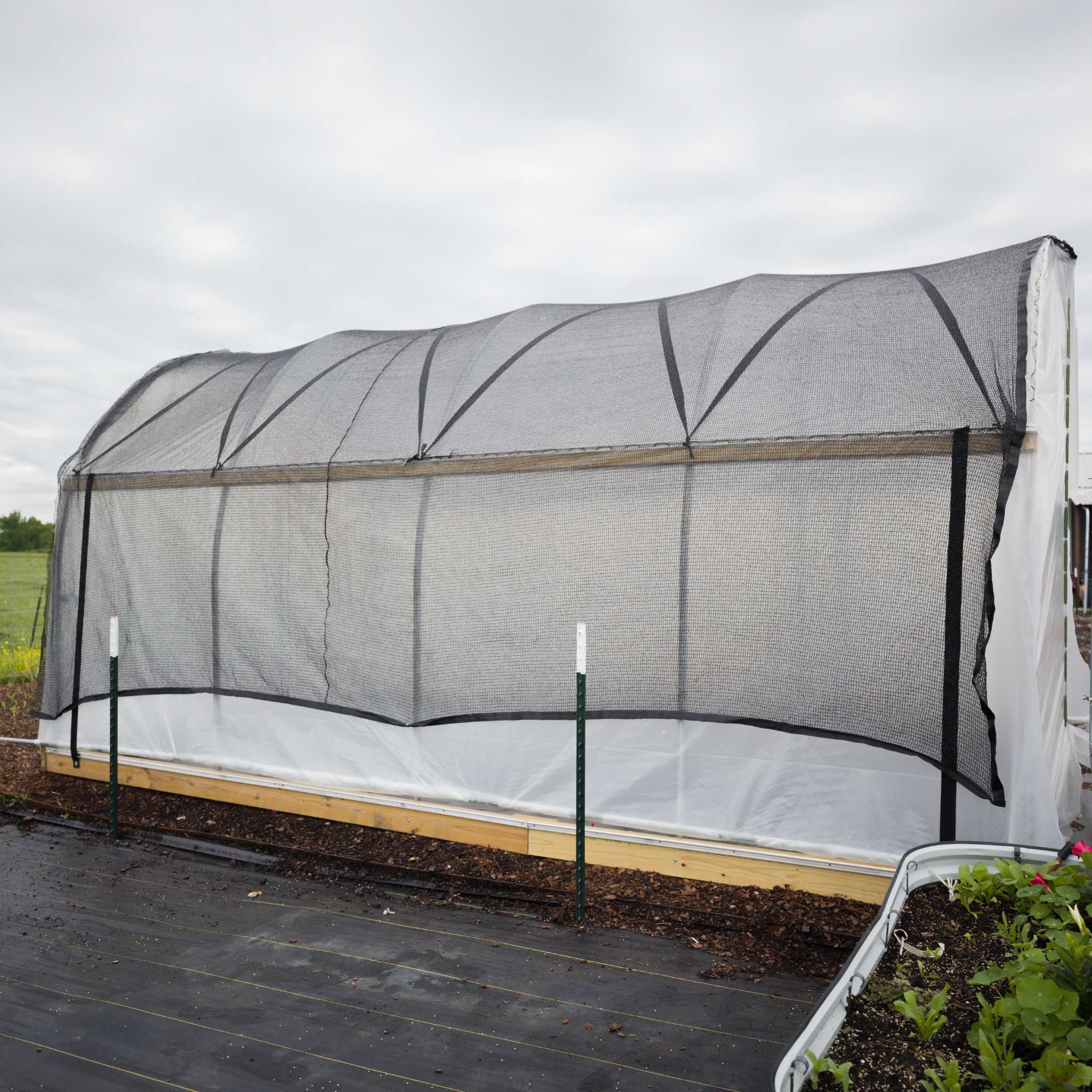 10' Essential Round High Tunnel - Image 8