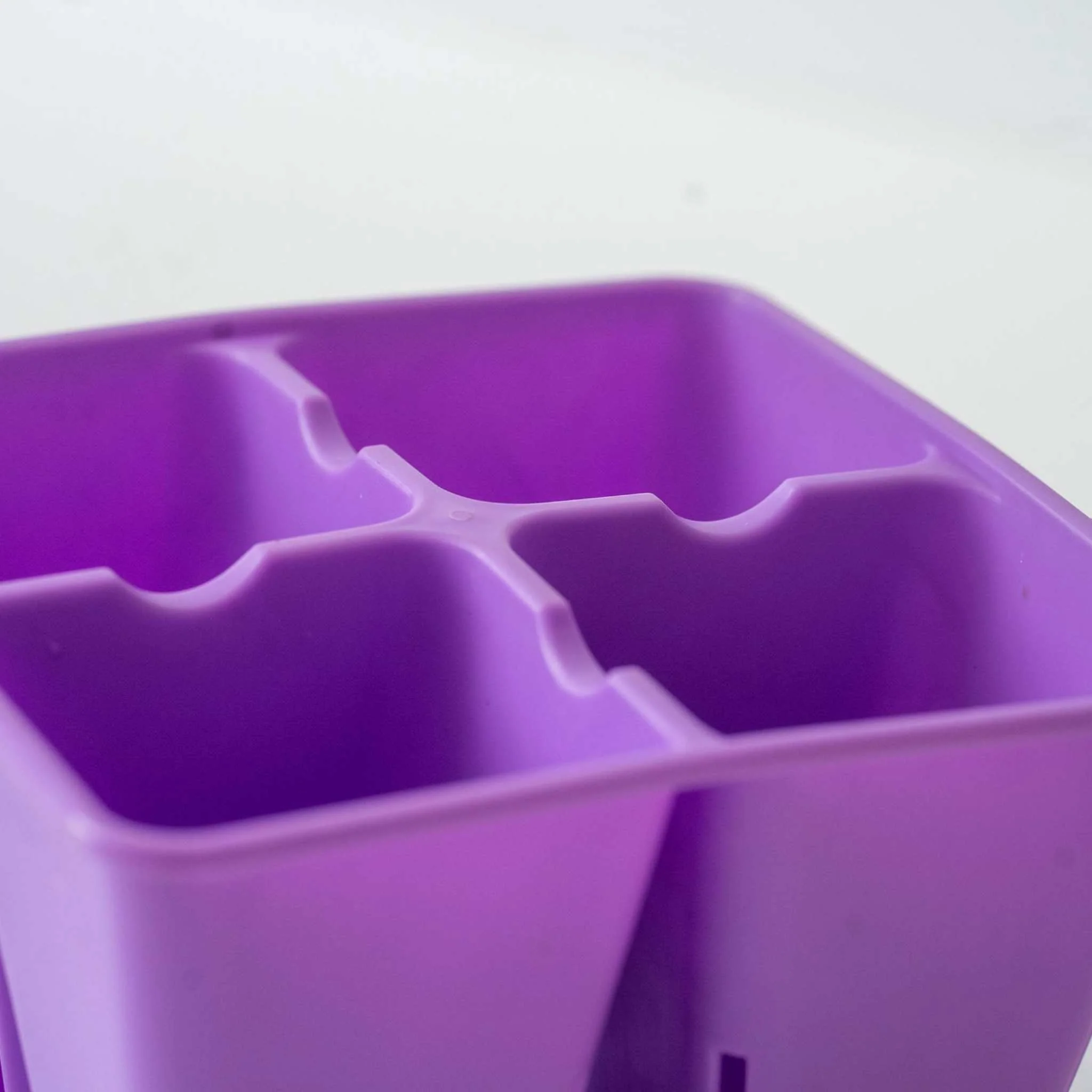 4 Cell Plug Tray Inserts - Image 27